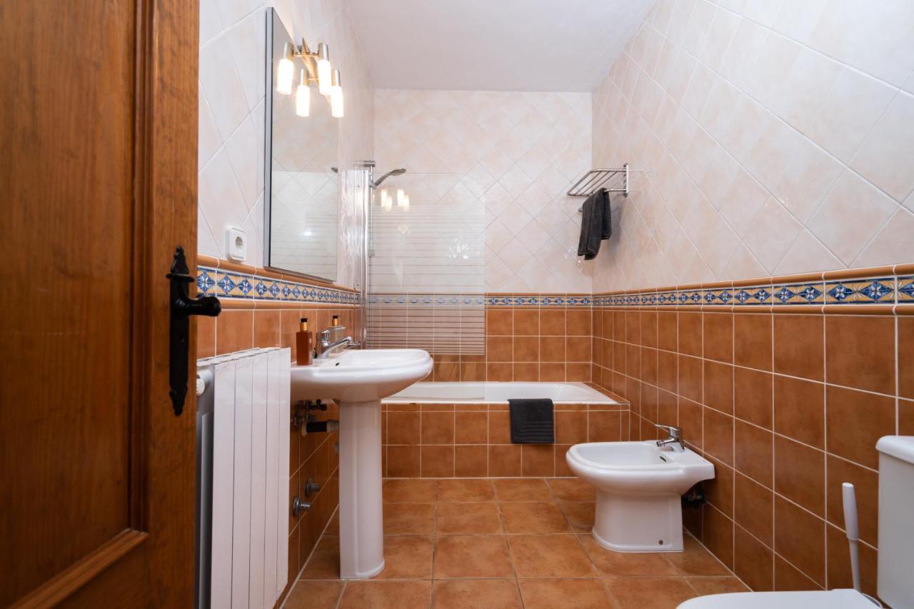 7 Bedroom With Pool - 5mins Walk To Cala Llonga - Ramon
