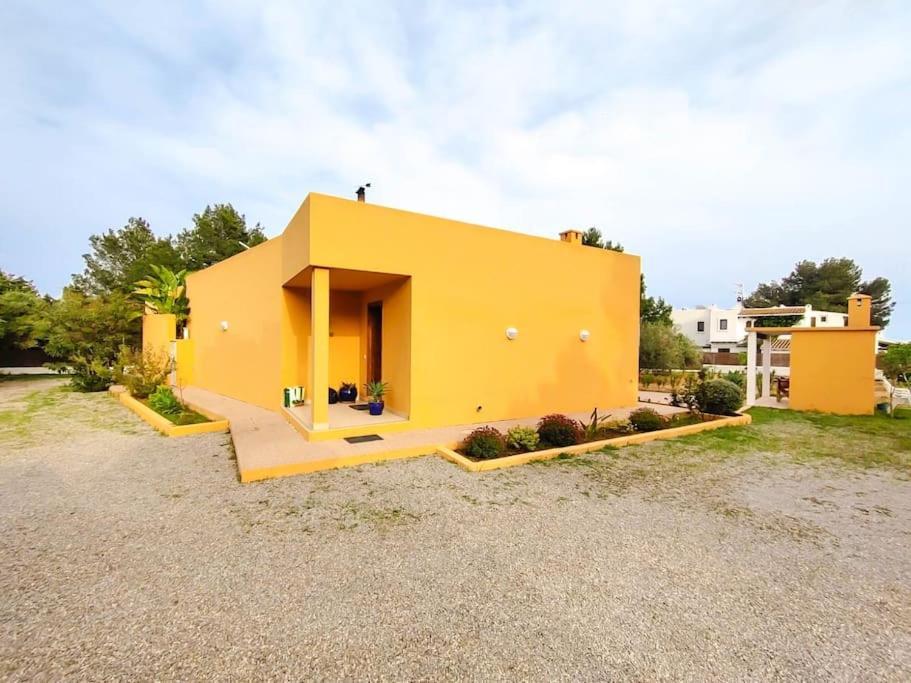 Bonita Casa Con Piscina Privada Y Amplio Jardin Pousada Sant Francesc de s'Estany