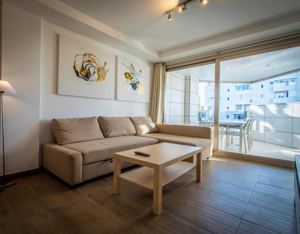 06 Luxury Marina 3 Bedrooms Villa *