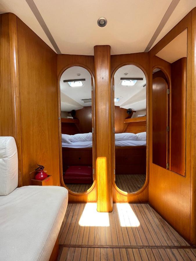 Botel Velero Beneteau Gybsea 50 *