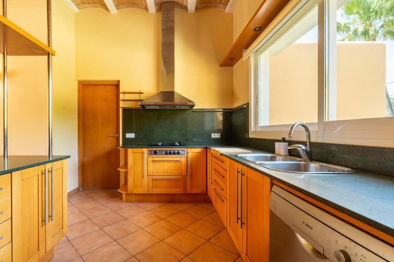 Cali Villa