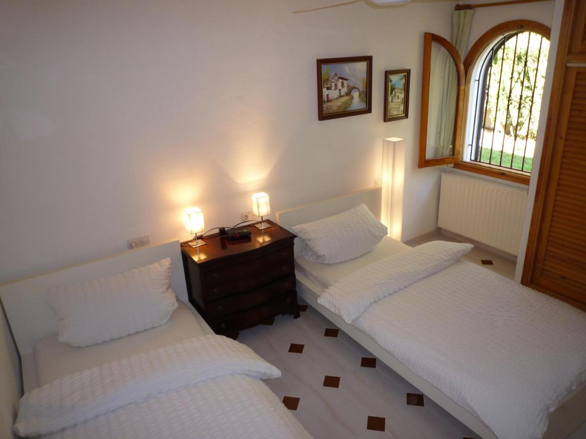 Private Mit Eigenem Pool Unter Palmen Cala Llenya (Ibiza)