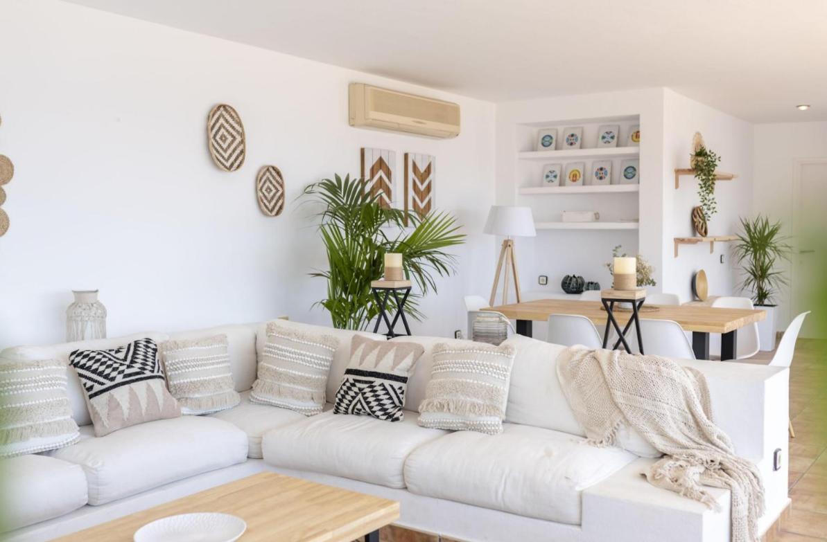 Holiday home Mar Roca Llisa