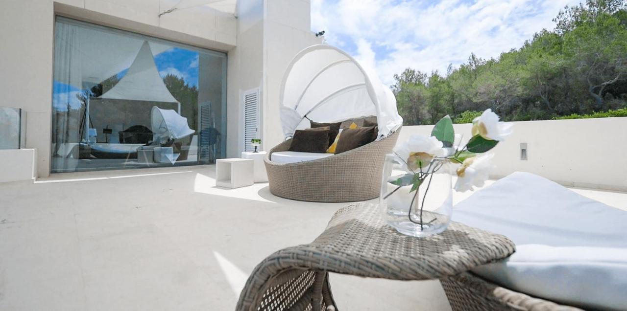 Blue Rose Villa *
