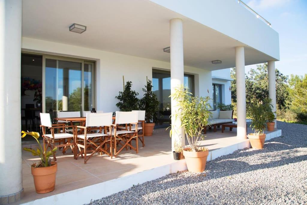 Modern In Cala Jondal Porroig Sant Josep de sa Talaia