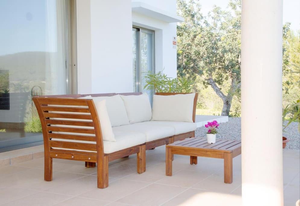 Modern In Cala Jondal Porroig Holiday home Sant Josep de sa Talaia