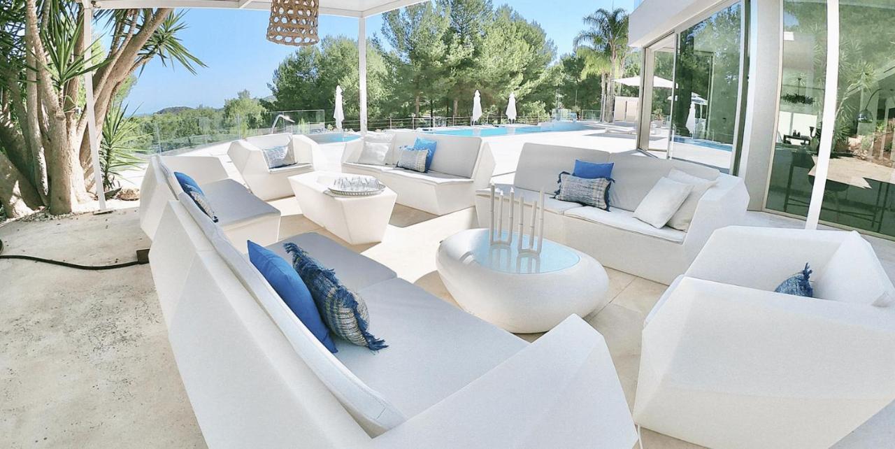 Villa Blue Rose *