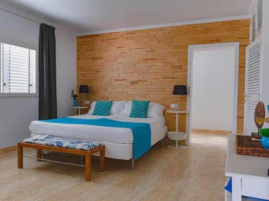 Luxury White Castle Ibiza Villa *