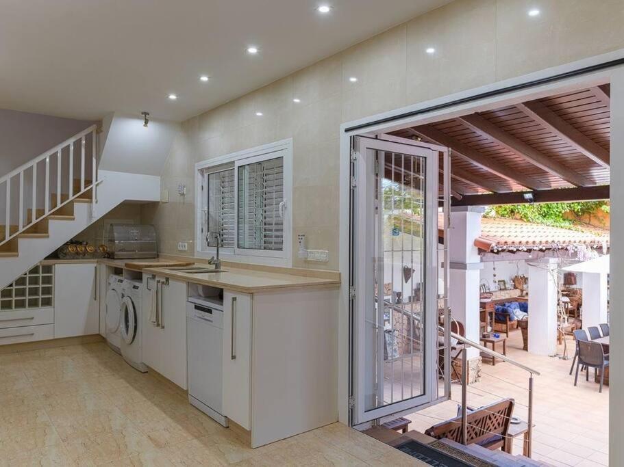 Villa Luxury White Castle Ibiza