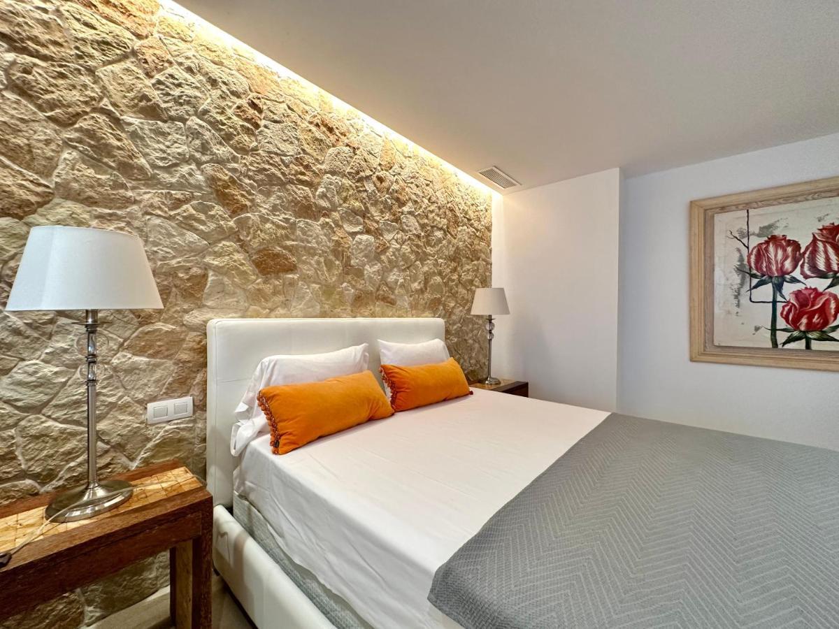 Cala Vadella Panoramic Retreat *