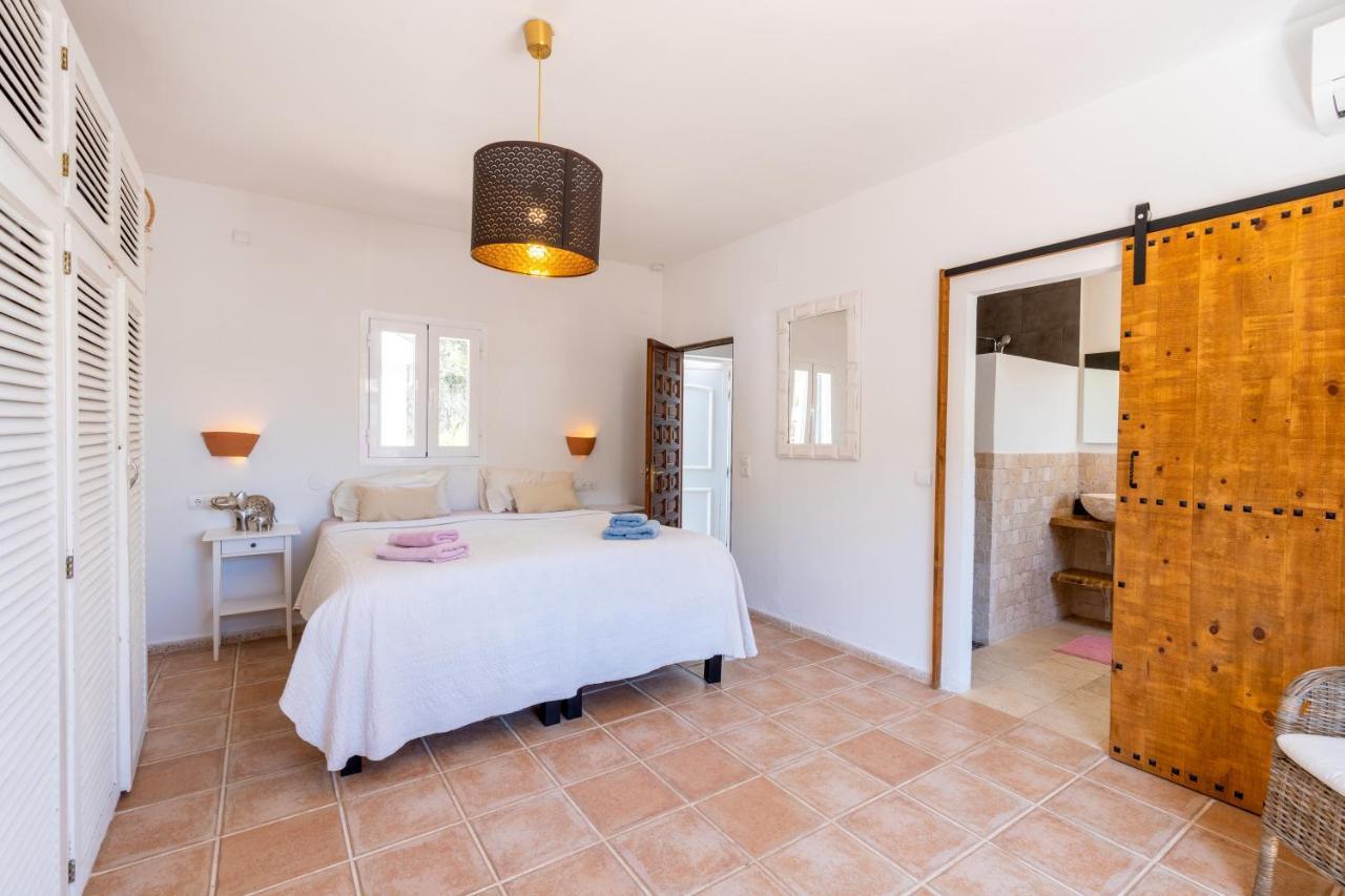 Sunset Lover Cala Comte/ Cala Tarida/ Cala Bassa Holiday home Sant Josep de sa Talaia