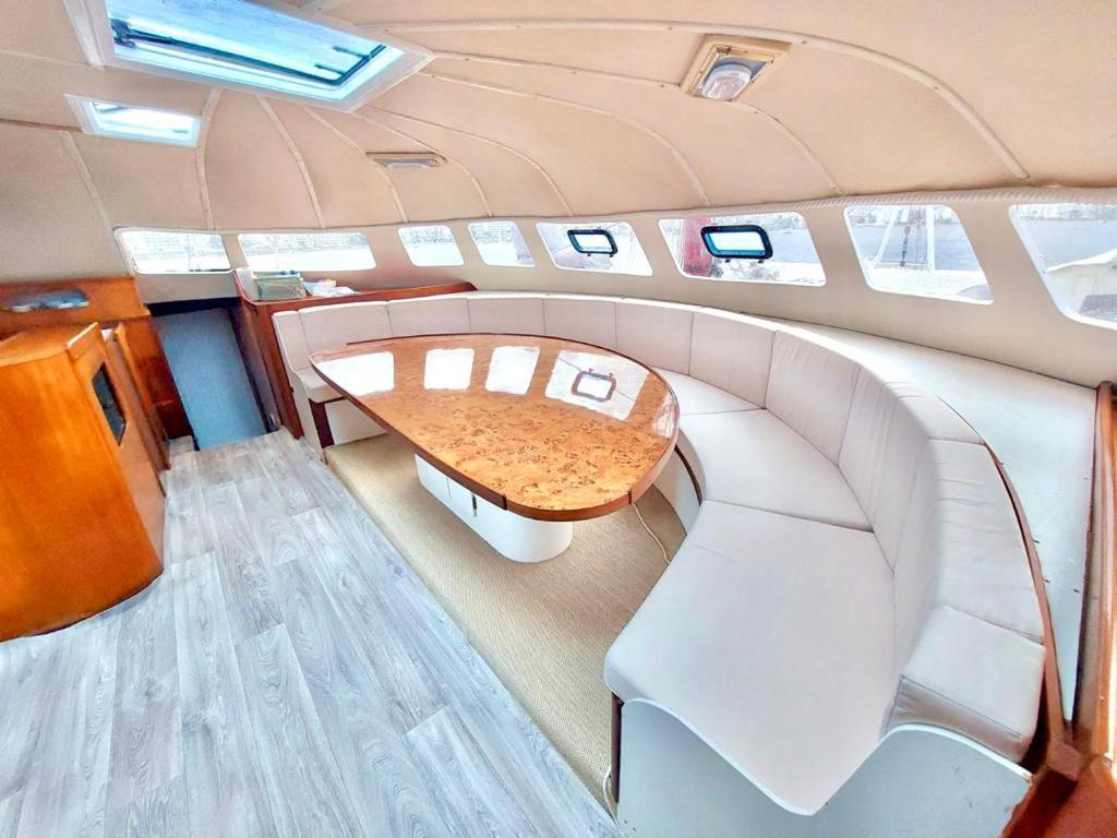 Catamaran Tagomago 50