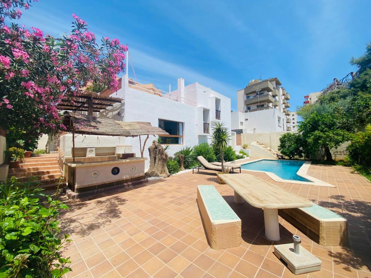 Urbana Con Piscina En Playa Den Bossa Holiday home
