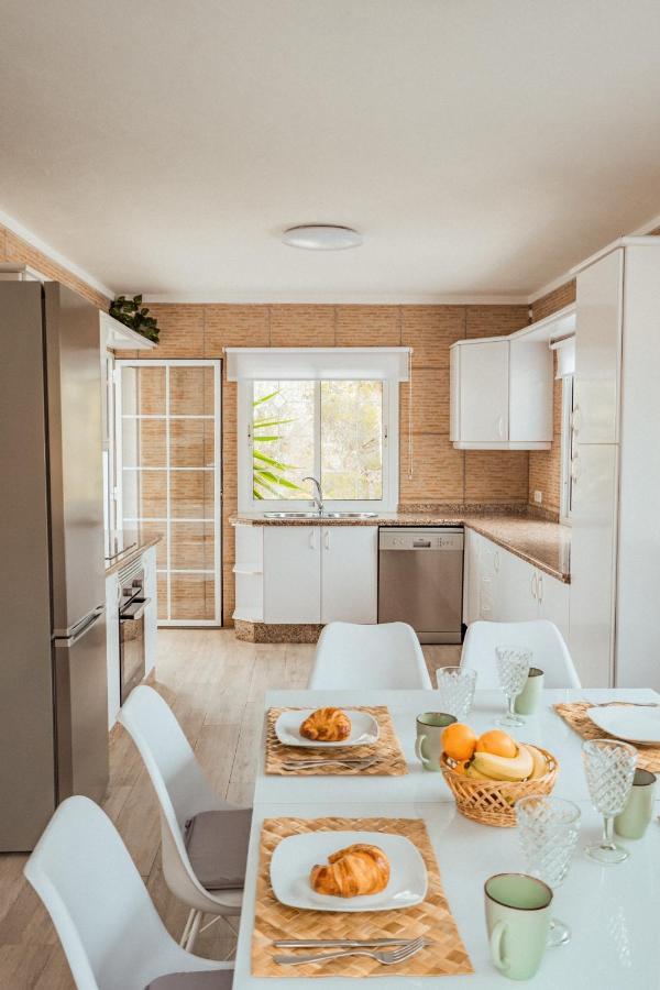 Sa Bassa, Amazing Seaviews And Great Pool Villa *