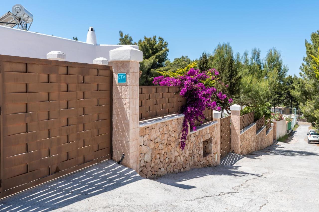 Sunset Lover Cala Comte/ Cala Tarida/ Cala Bassa Holiday home *