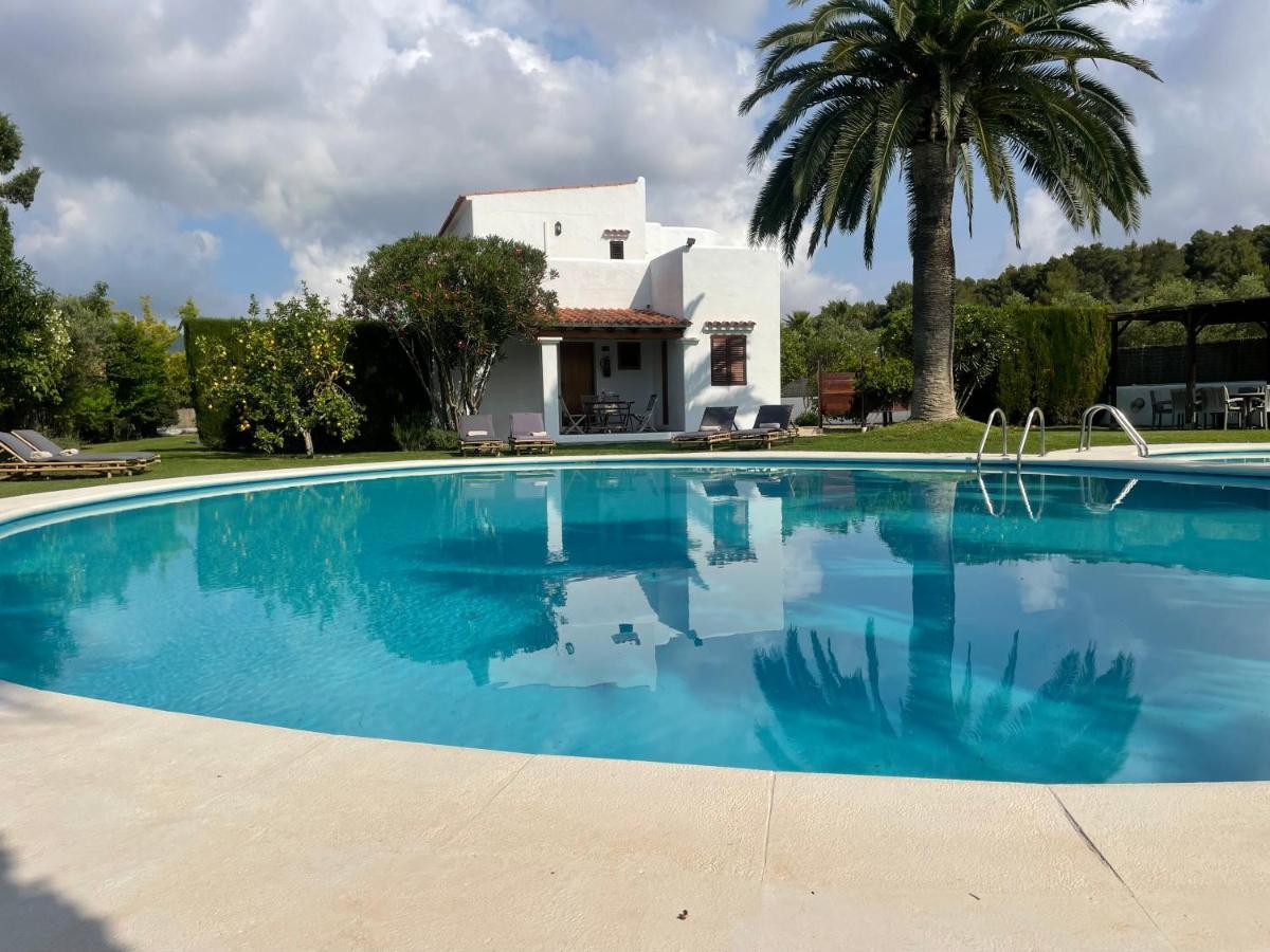 Authentic With Amazing Pool Villa Santa Gertrudis (Ibiza)