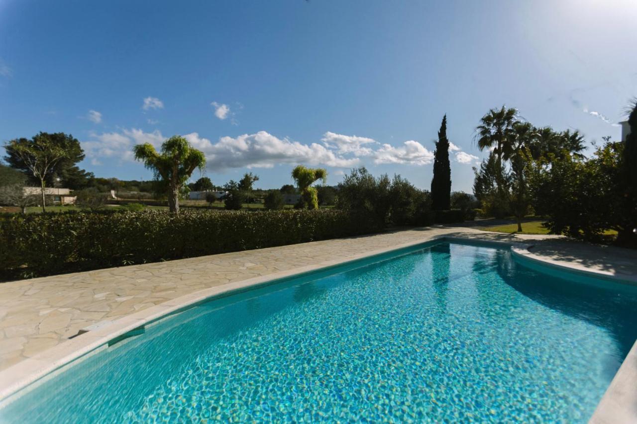 Linda, Ruime Prive-villa Met Zwembad Met Prachtige Tuin Santa Gertrudis (Ibiza)
