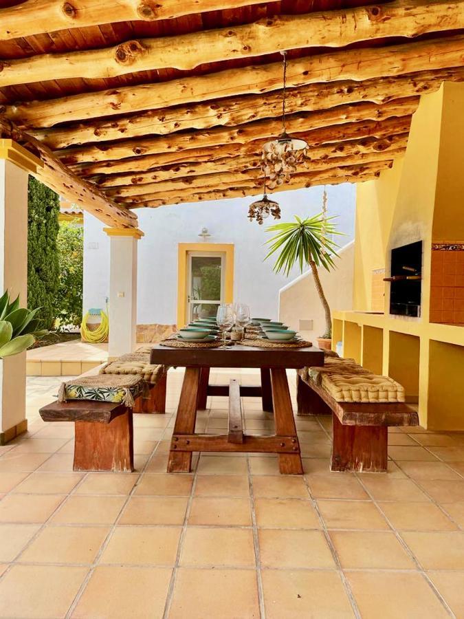 Linda, Ruime Prive-villa Met Zwembad Met Prachtige Tuin Villa Santa Gertrudis (Ibiza)