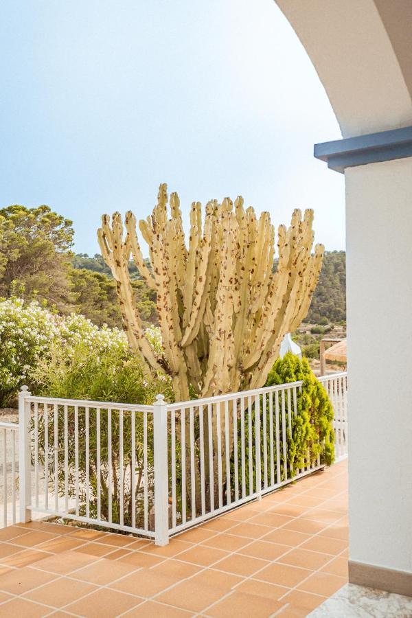Sa Bassa, Amazing Seaviews And Great Pool *