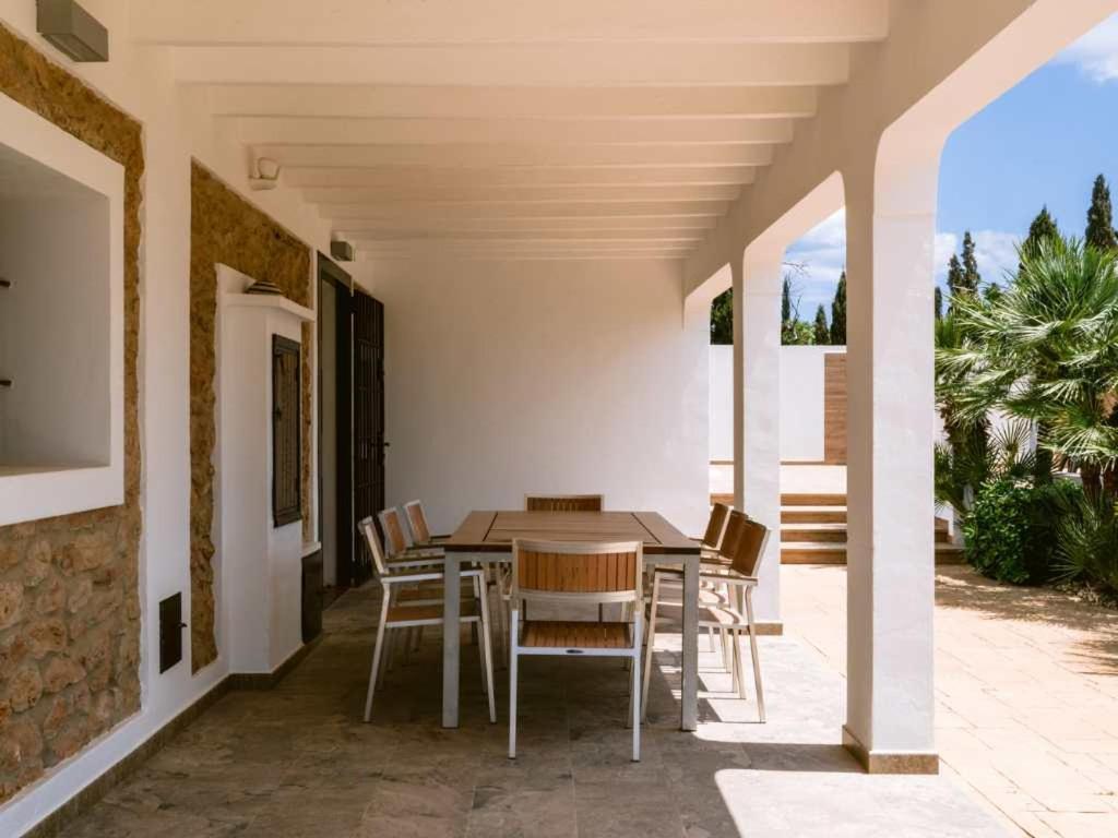 Villa Pep Luis Pep Mortera Is Located In The Beautiful Countryside Near To Playa Den Bossa