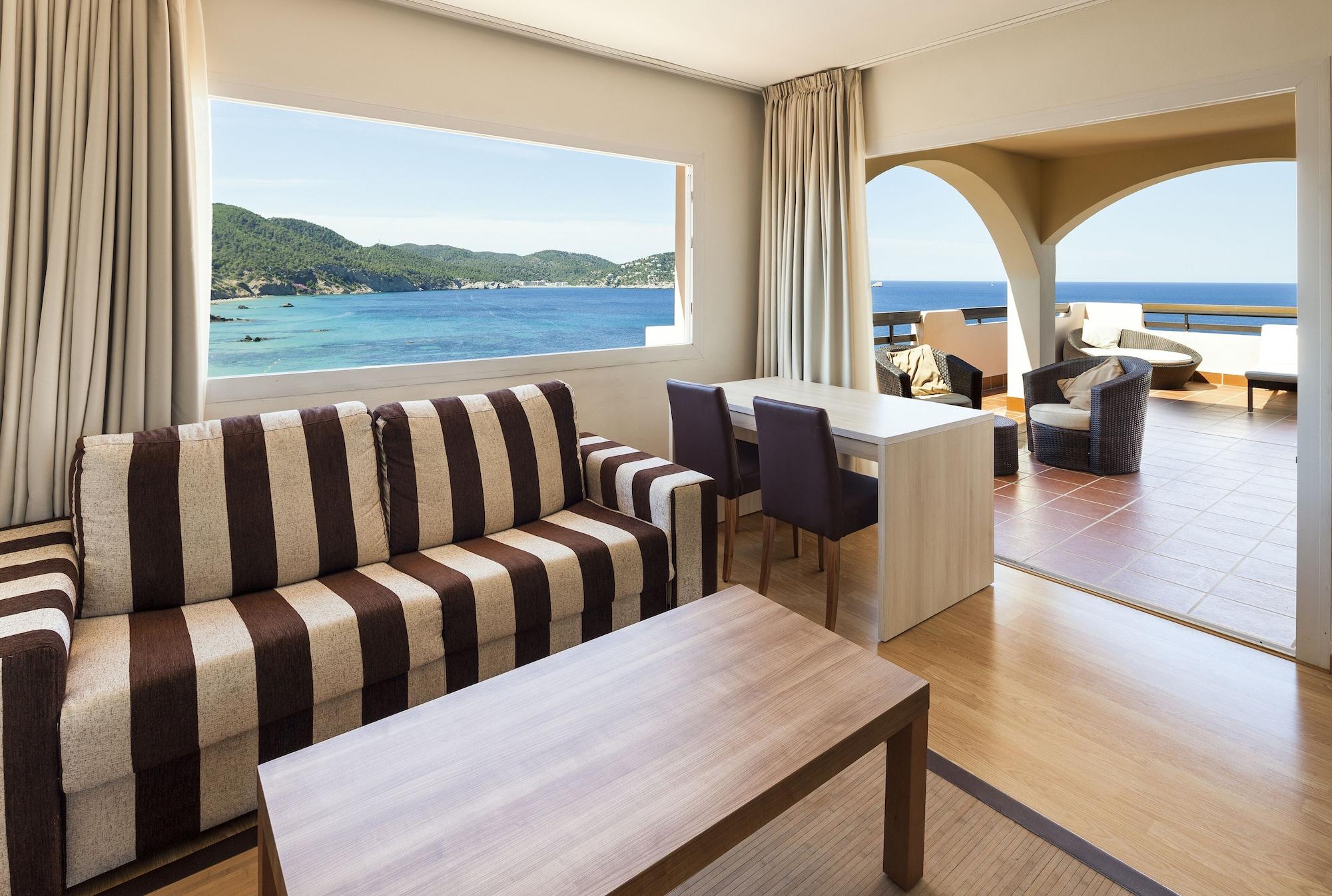 Invisa Club Cala