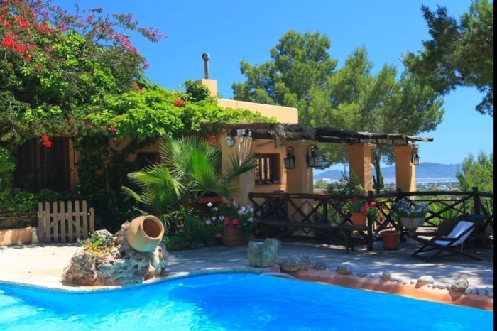 De Montana Gran Piscina * Sant Jordi de ses Salines