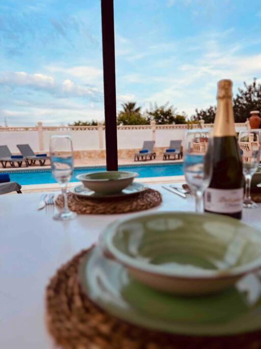 Chalet Flamingos, Playa D'en Bossa Area - Adults Only *