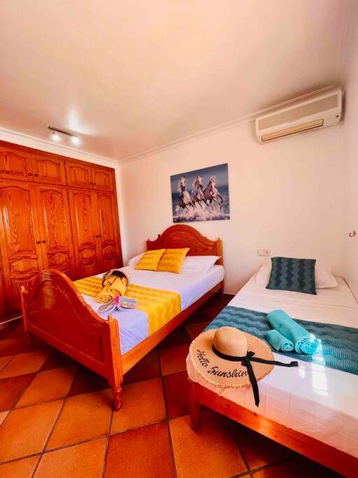 Chalet Flamingos, Playa D'en Bossa Area - Adults Only