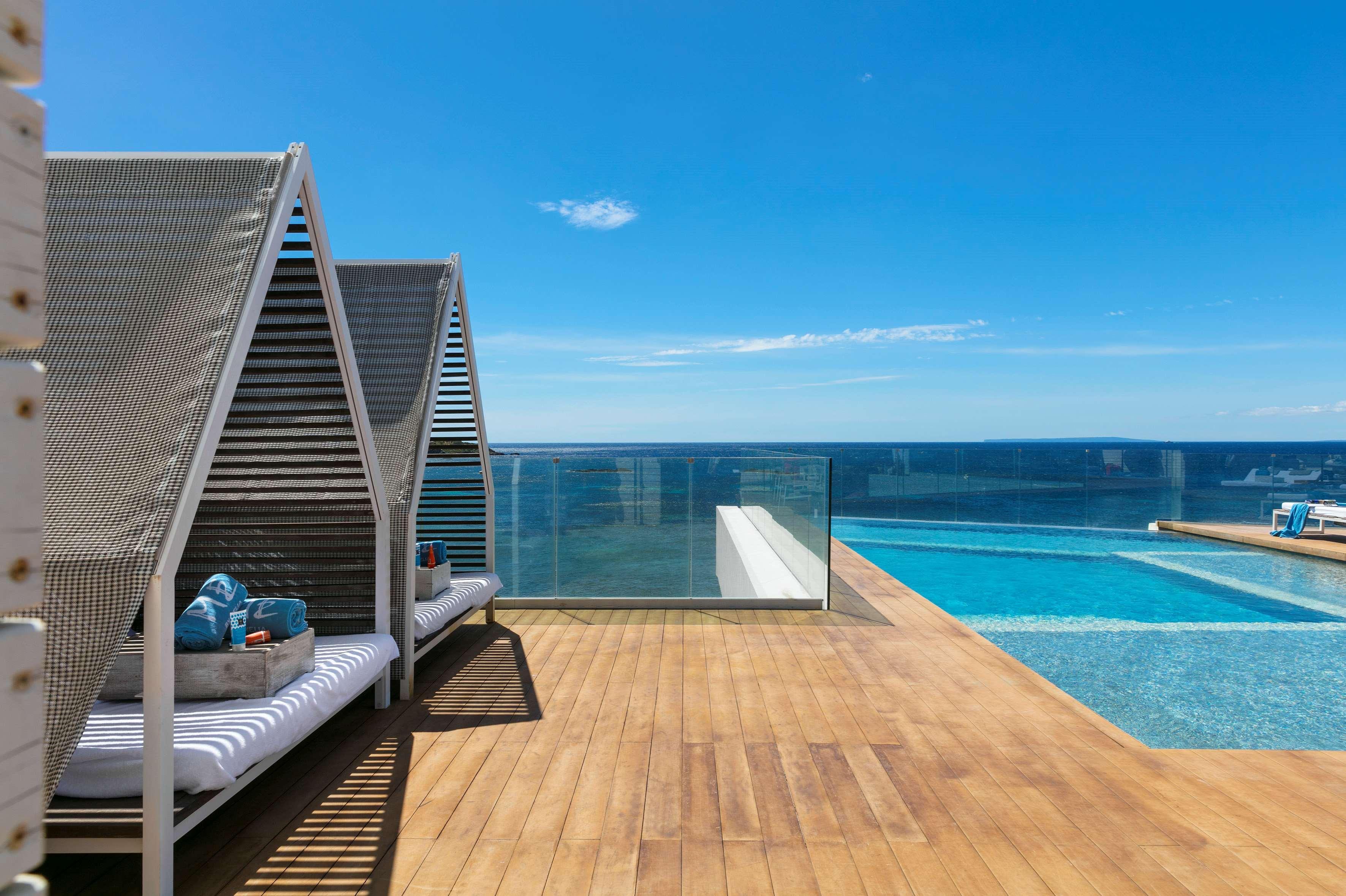 Me Ibiza - The Leading Of The World 5* Santa Eularia des Riu
