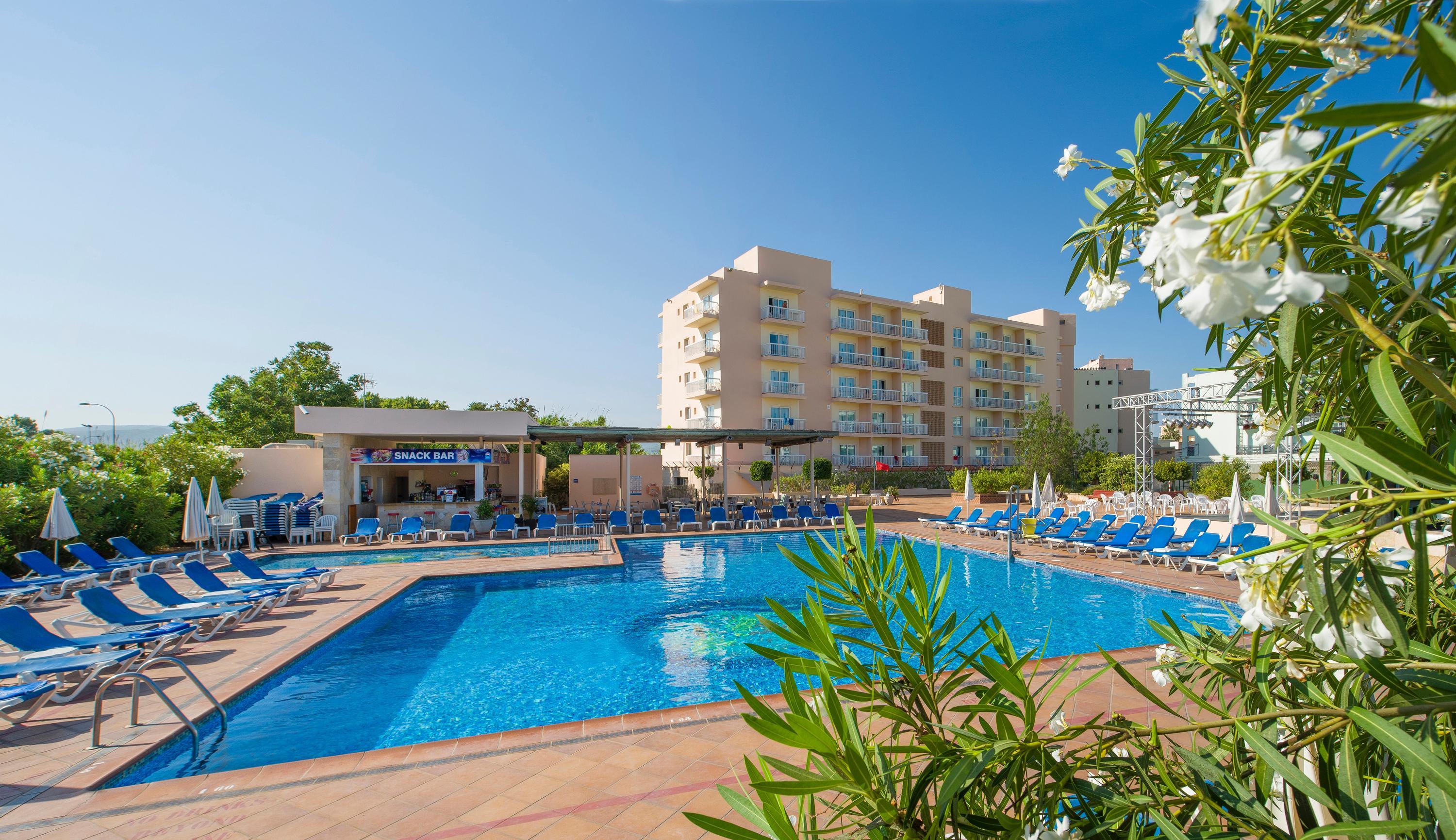 Hotel Invisa Es Pla - Adults Only