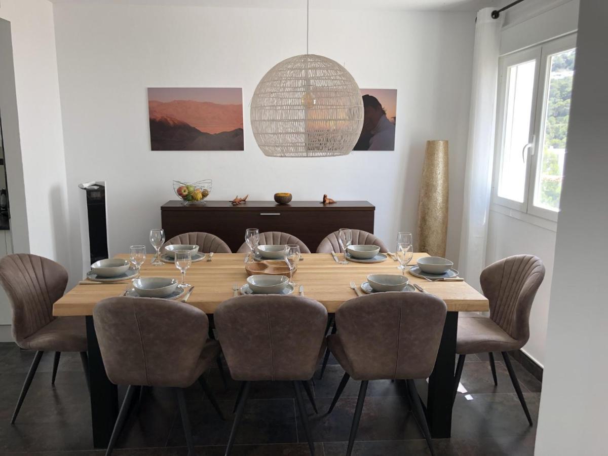 5 Bedroom In Cala Vadella Ferienhaus