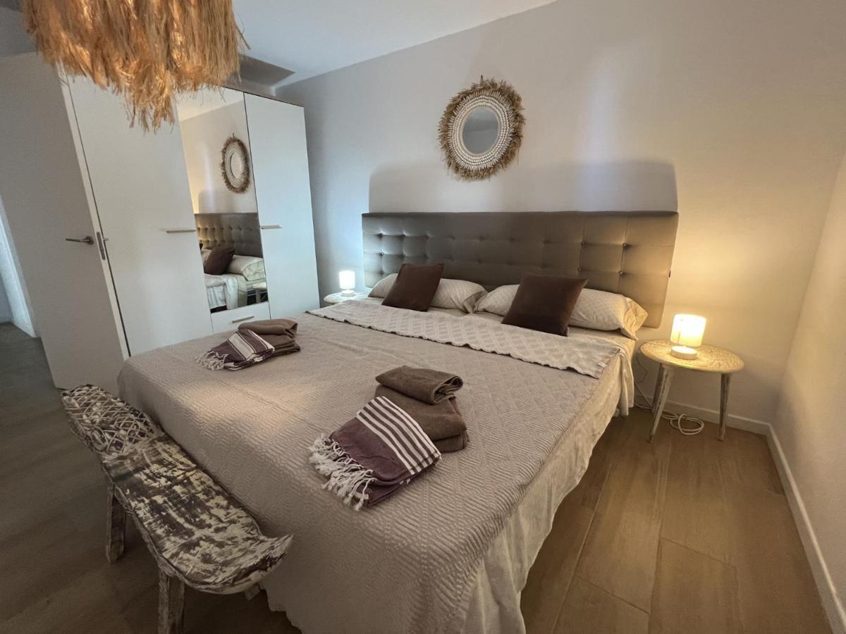 5 Bedroom In Cala Vadella Ferienhaus *