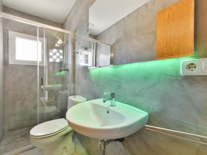 With Pool And Sea Views *
