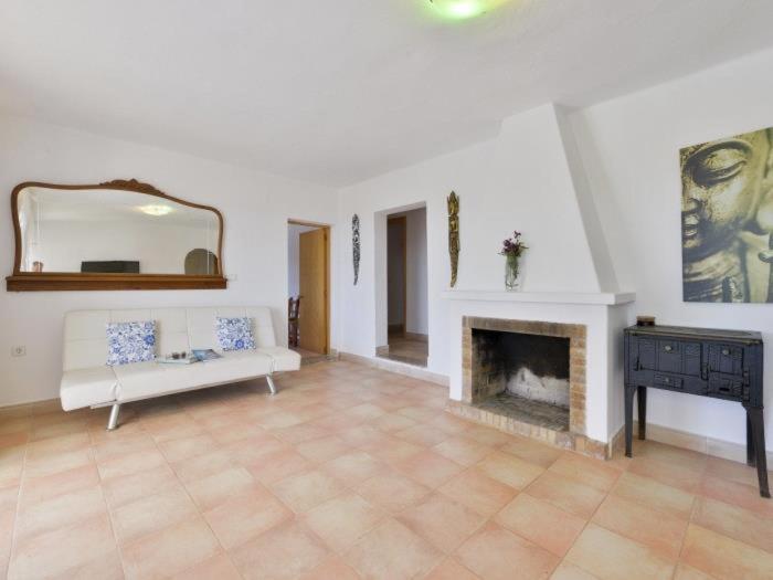 Ferienhaus With Pool And Sea Views