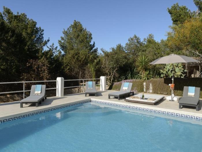 With Pool And Sea Views Ferienhaus *