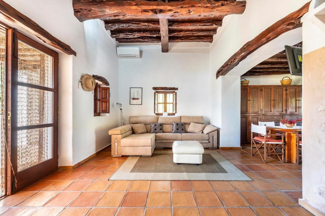 Finca With Pool Sant Joan