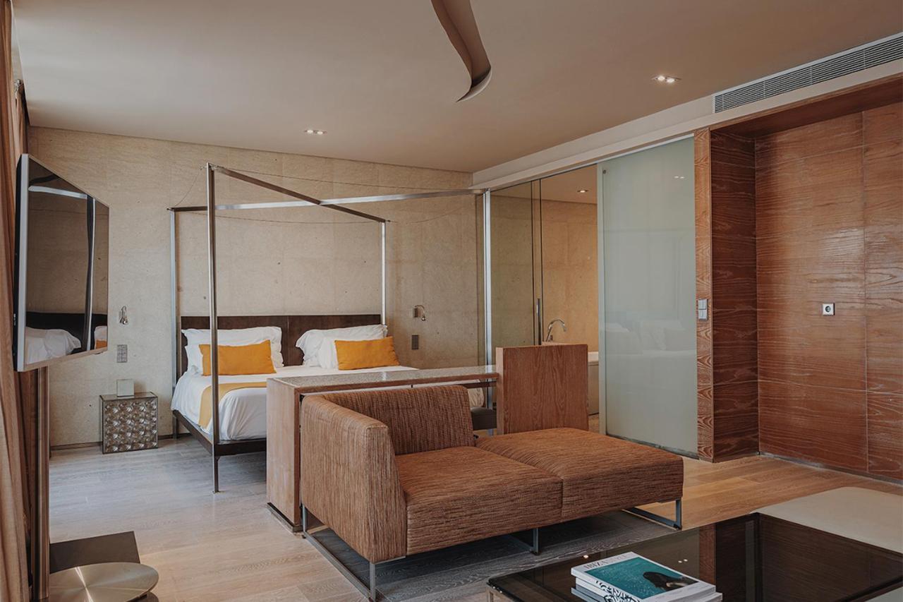 Aguas De Ibiza Grand Luxe - Small Luxury Of The World Hotel Santa Eularia des Riu