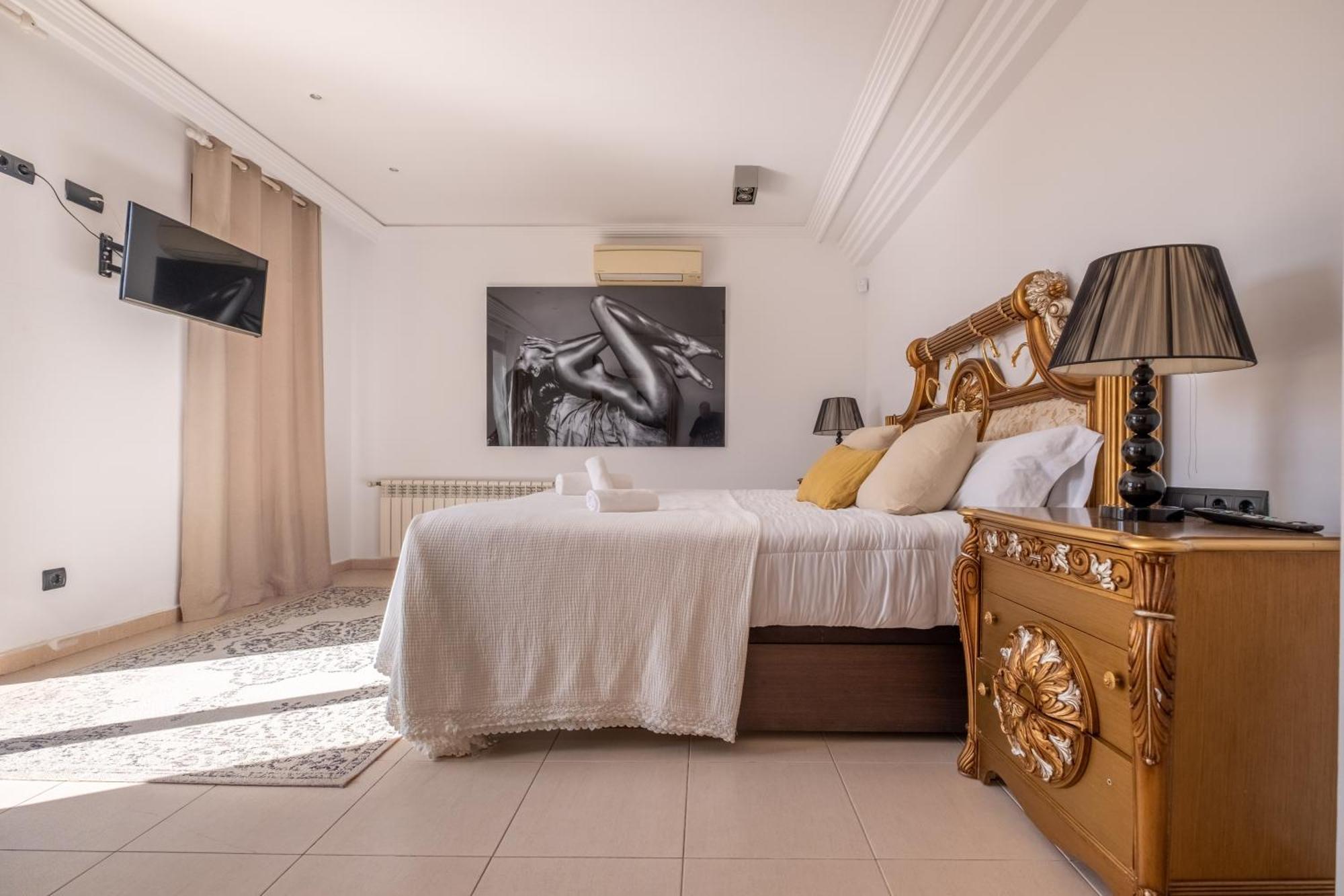 Camila Ibiza Villa *