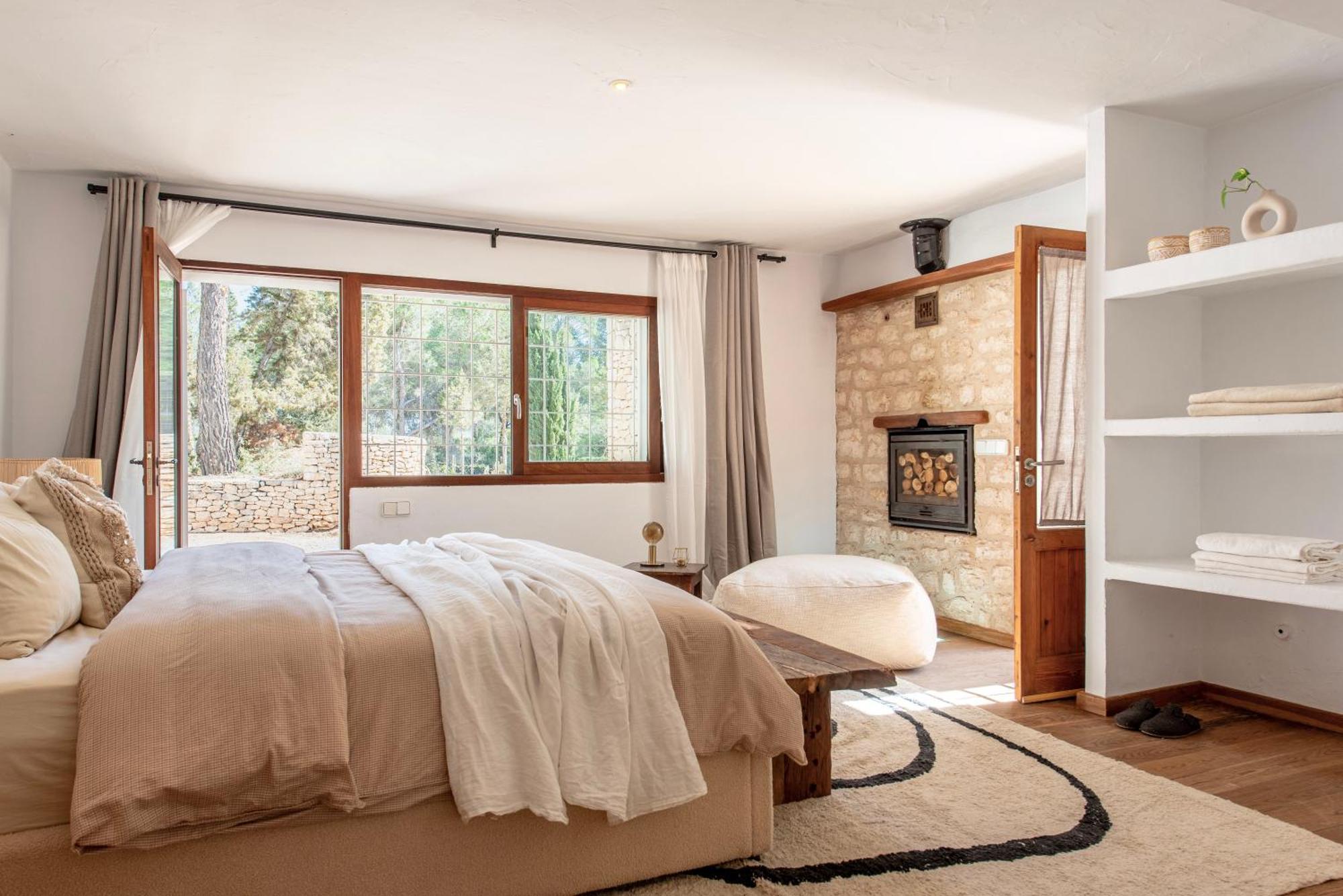 Sa Tanca Ibiza Located Puig D'en Vall, 6b , Pool , Tennis Villa *