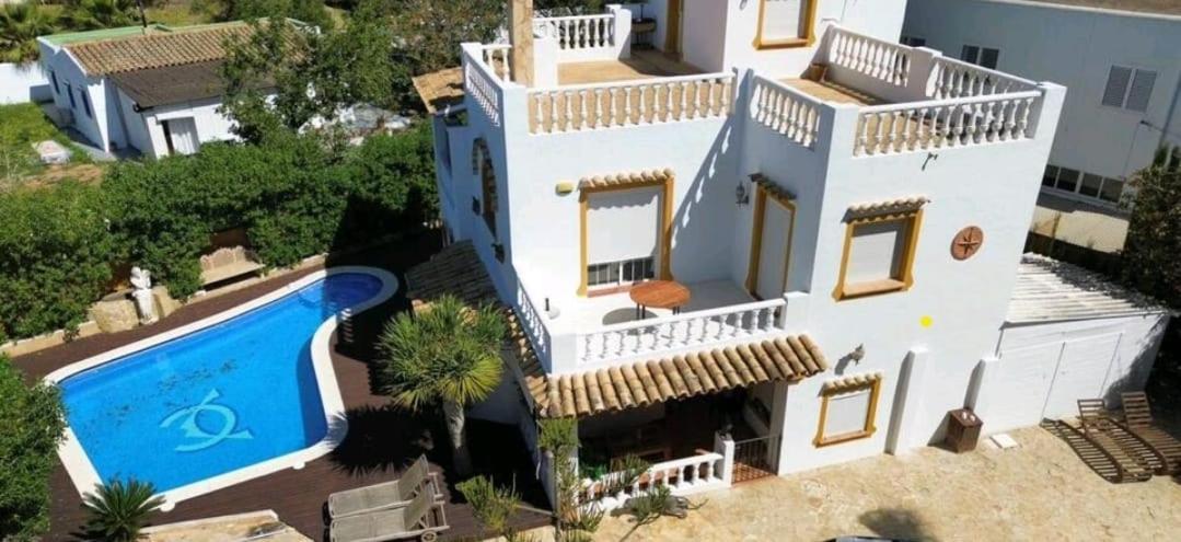 Alba Ibiza * Santa Eulària des Riu