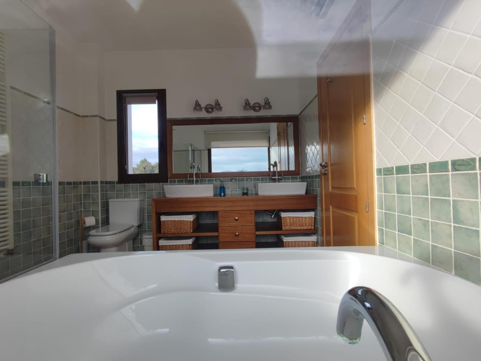 Casa Serena Con Piscina Y Jardin *