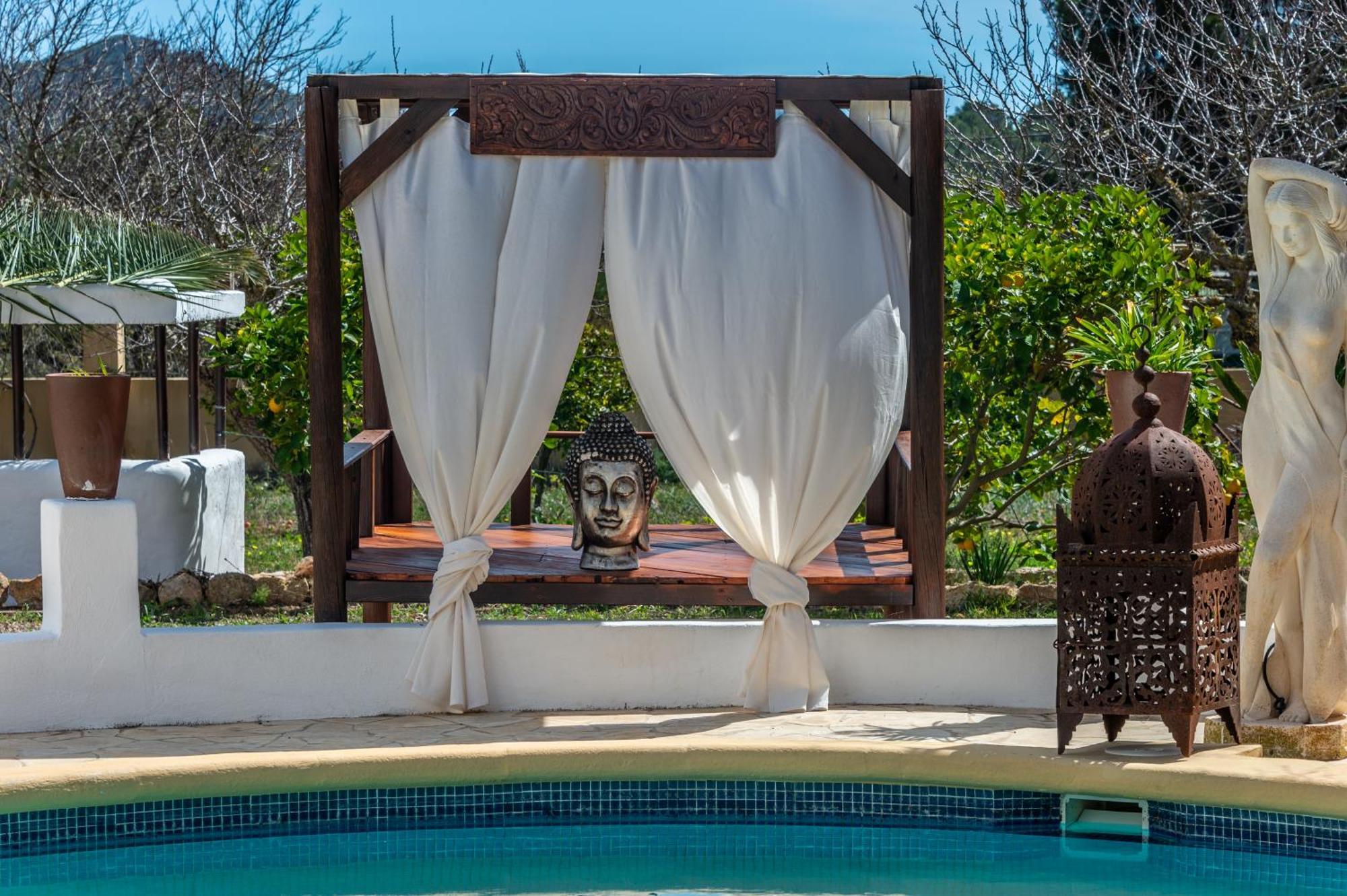 Truyet Villa Santa Eularia des Riu