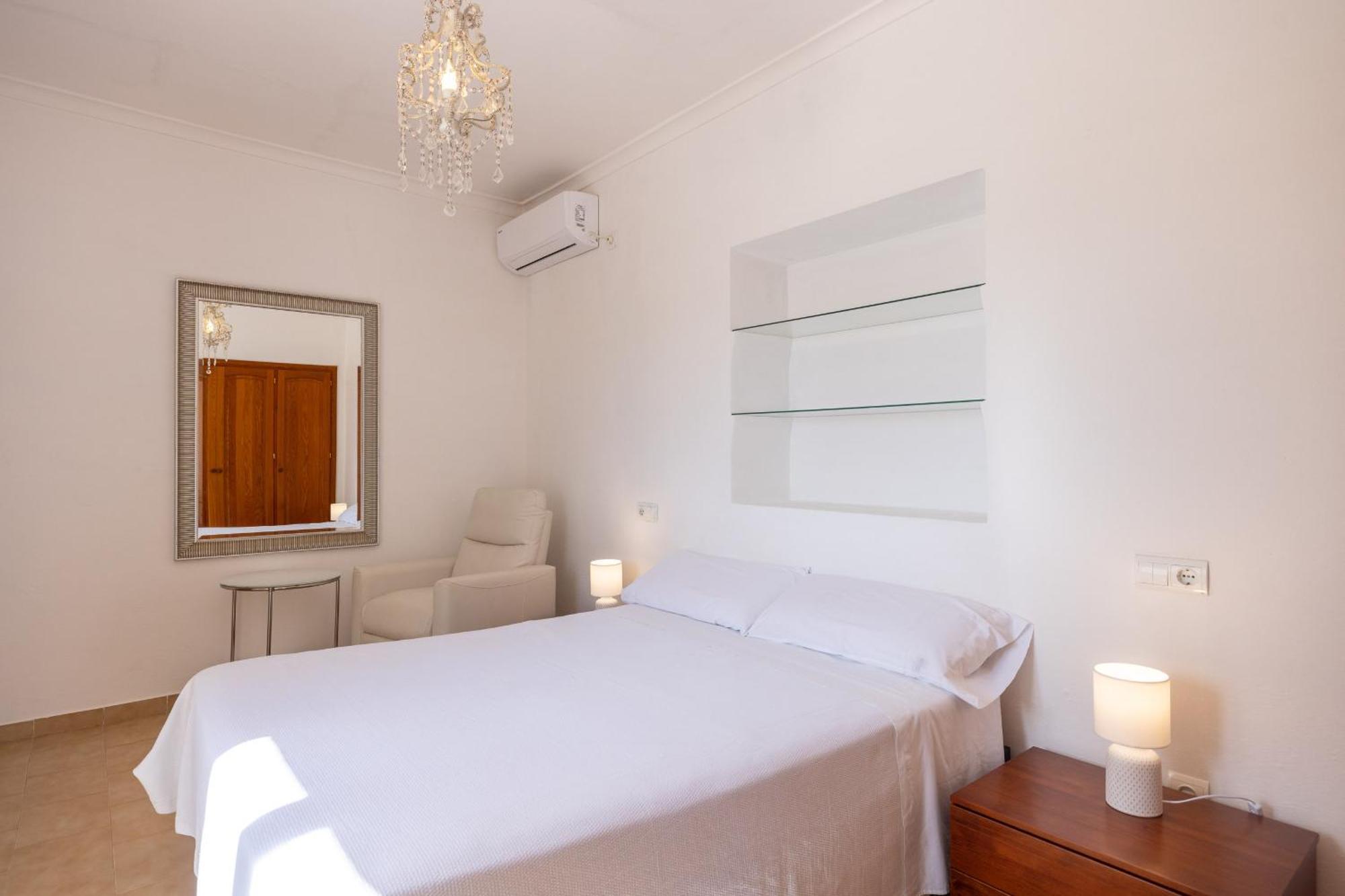 Holiday home White *