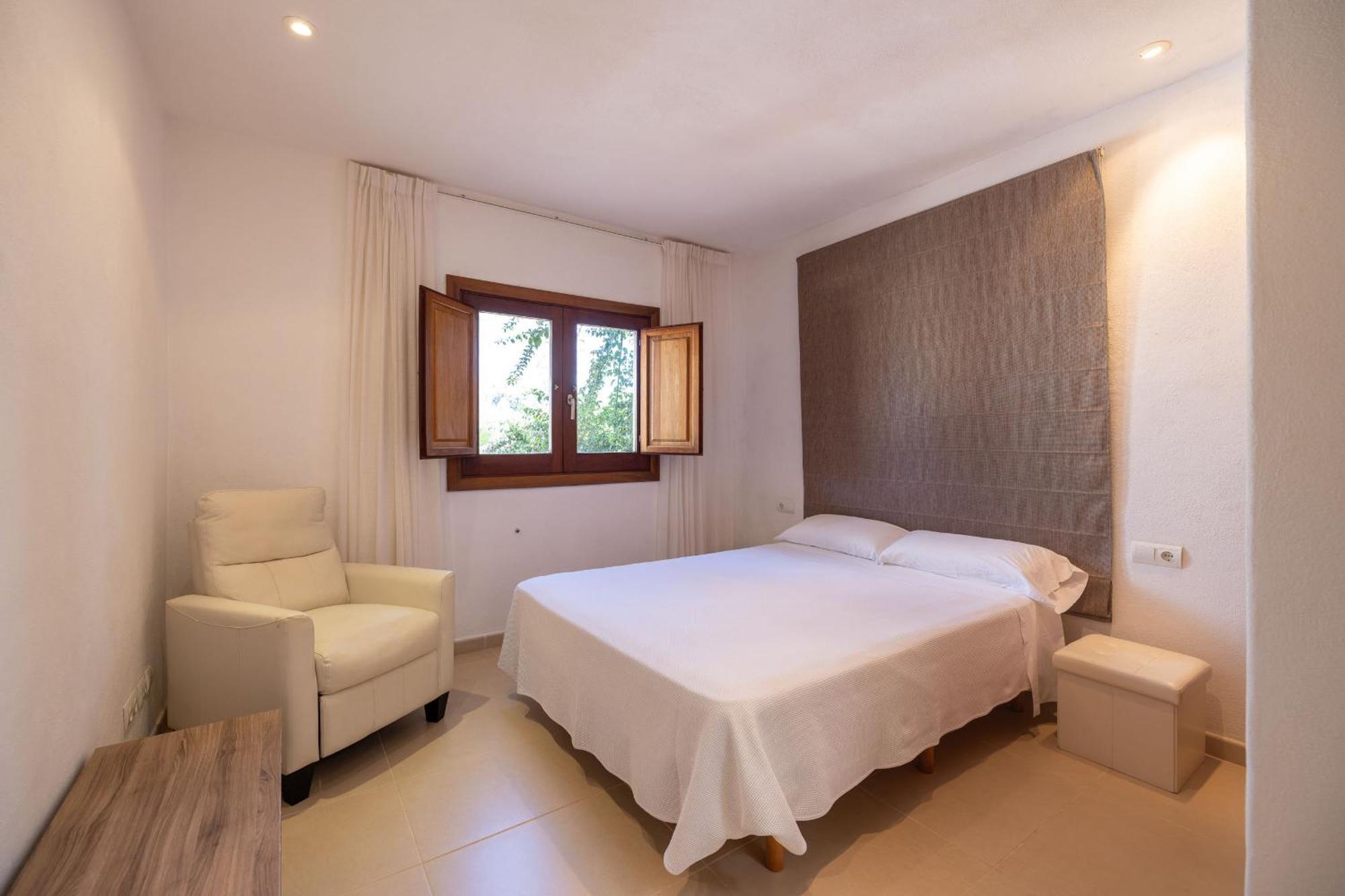 Holiday home White