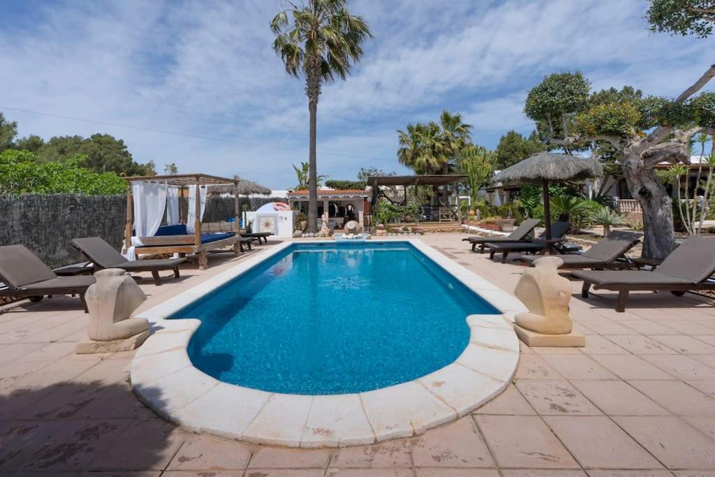 Casa Con Piscina, Jardin Y Juegos Exteriores Montecristo