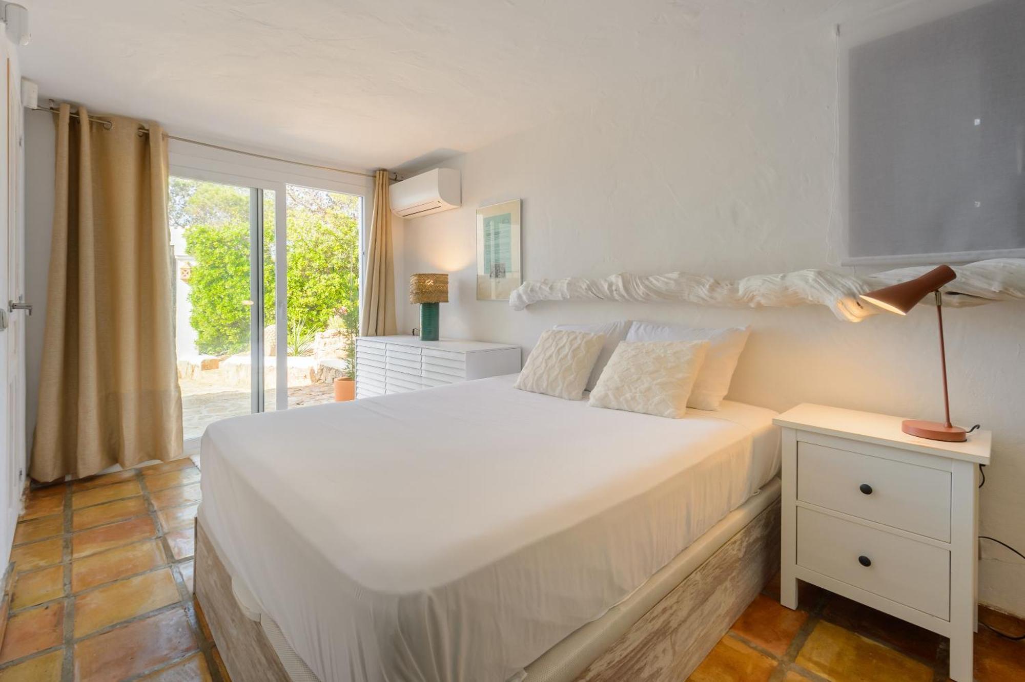 Cala Salada Sunset View Villa *