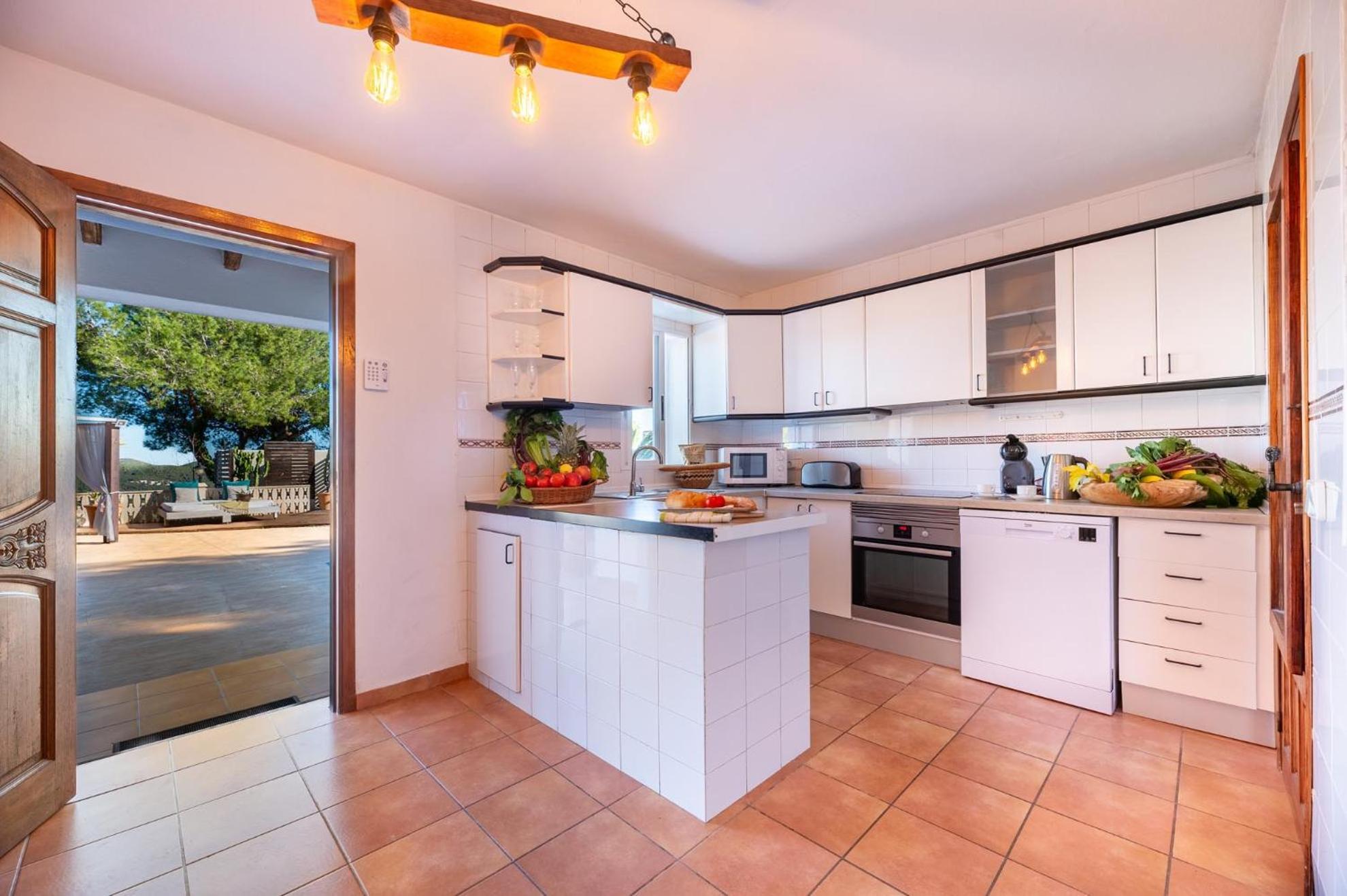Bonaire, Up To 8+2 With Pool & Views Vakantiehuis