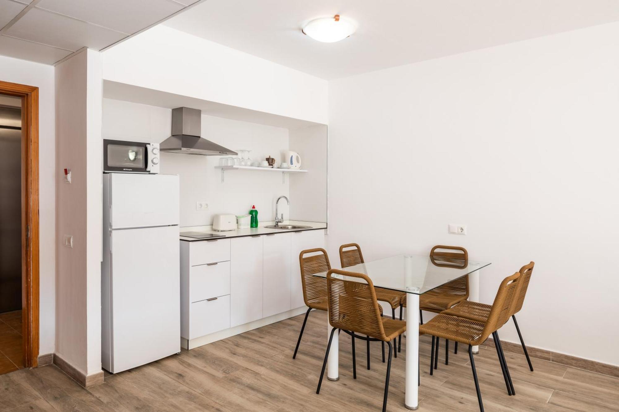 Puerto Cala Vadella Aparthotel 3*