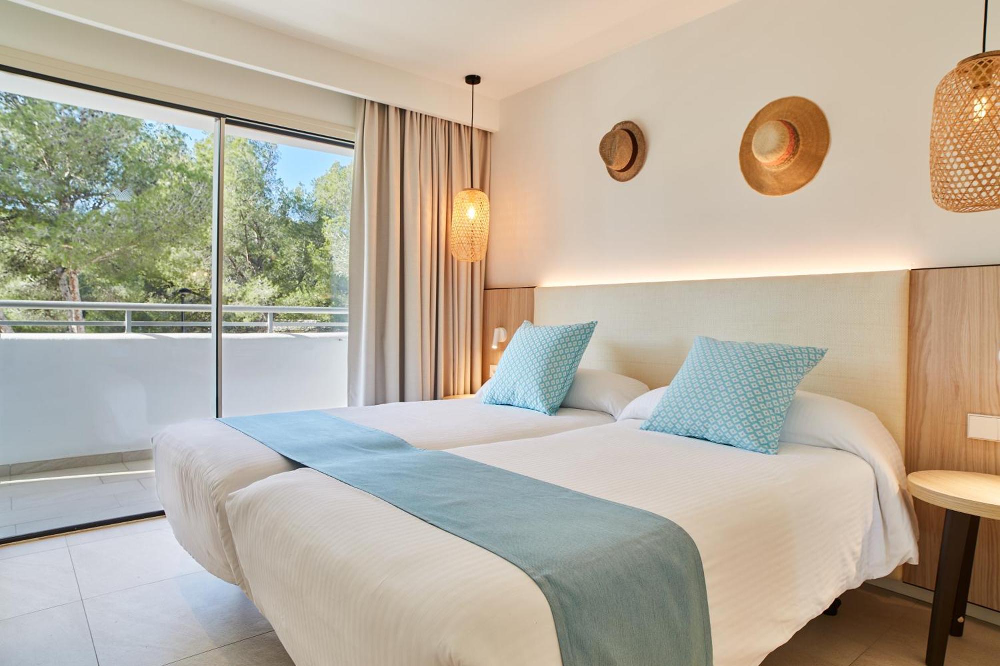Aparthotel San Miguel Park & Esmeralda Mar