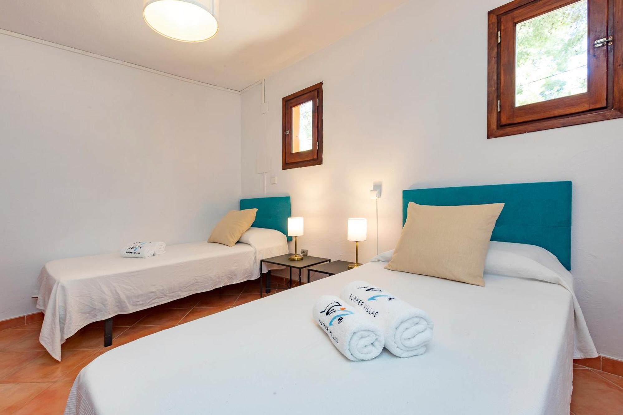 In San Rafael Sleeps 12 * San Antonio (Ibiza)